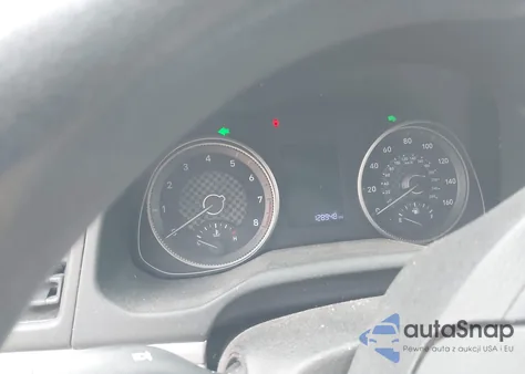 2019 Hyundai Elantra Se z USA, uszkodzony, nr VIN 5NPD74LF3KH460098